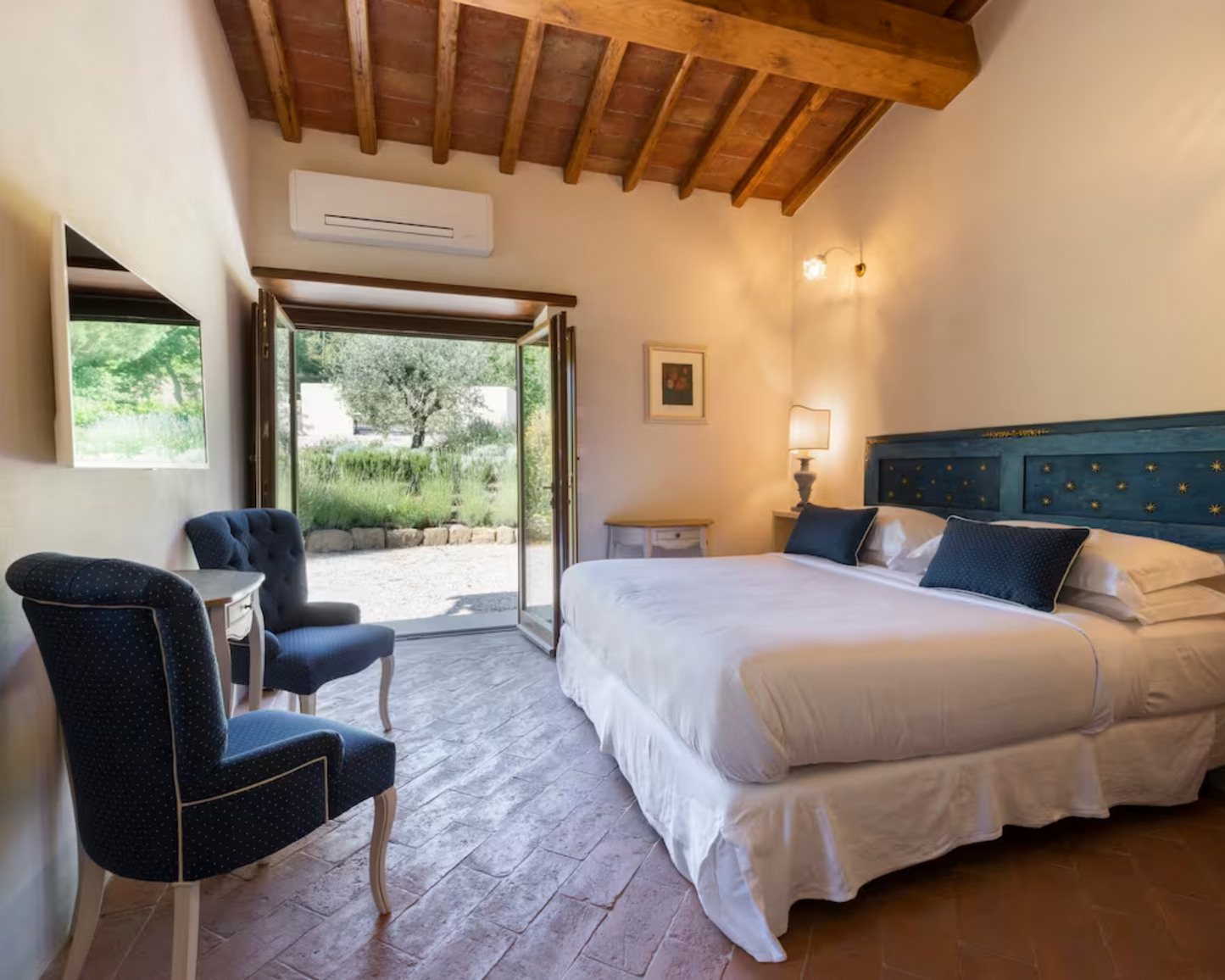Private Bedroom